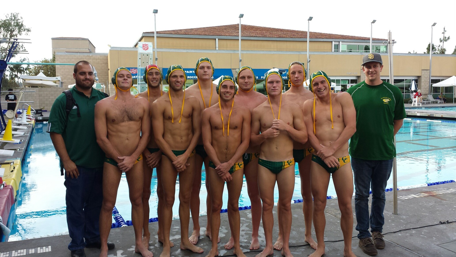 2015 Mens Water Polo Team picture
